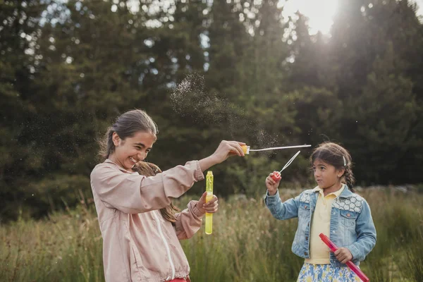 Siblings Being Playful — Stock Photo, Image