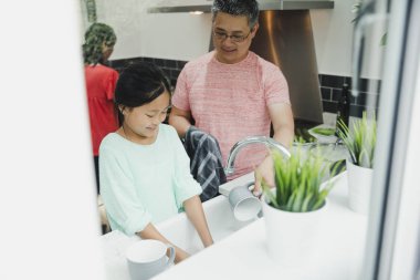 Babama yemekleri ile yardım