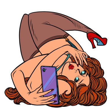 Seksi kadın selfie çeker.