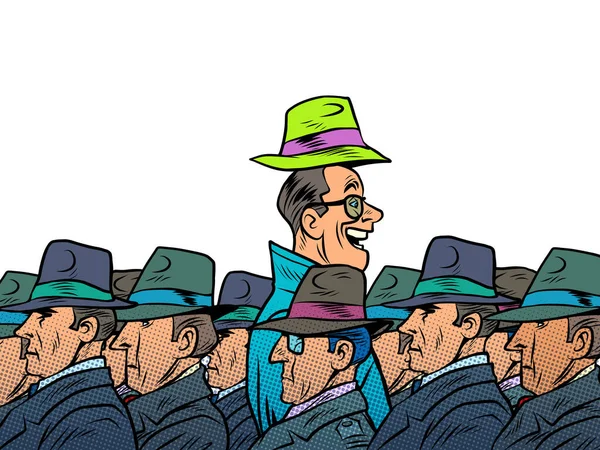 Único en la multitud. Hombre feliz entre serio — Vector de stock