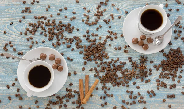 Taza de café y estrellas de anís — Foto de Stock