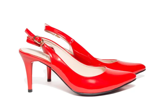 Красные туфли на высоких каблуках — стоковое фото