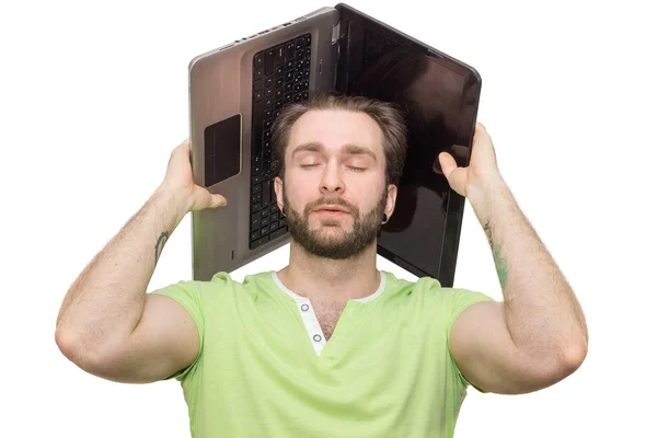 Uomo con un computer portatile in testa — Foto Stock