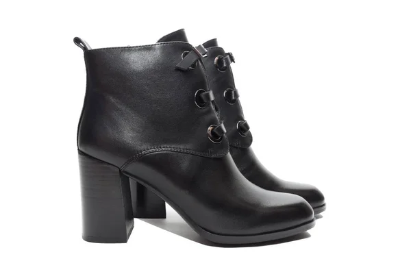 Chaussures en cuir hiver femme — Photo