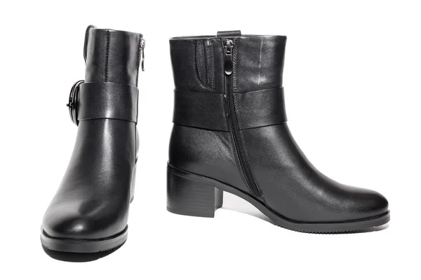 Chaussures en cuir hiver femme — Photo