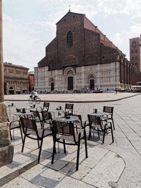 Maggiore kare görünümü Saint Petronio Katedrali