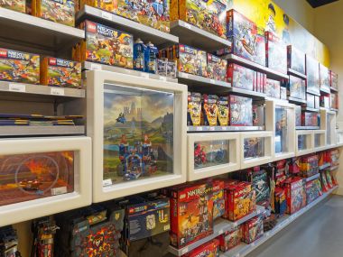 Lego salonu iç 