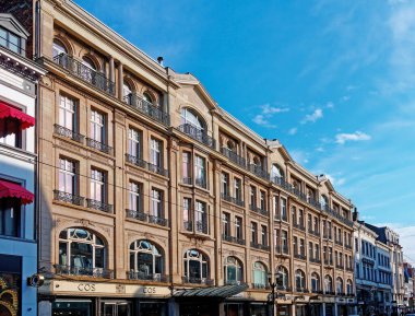 Bruxelles, Belçika - Kasım 2019: bruxelles Belçika 'nın ön cephesi