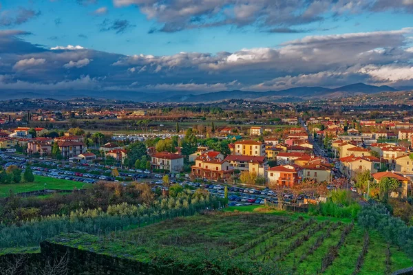 トスカーナの美しい都市アレッツォのパノラマ｜トスカーナの美しい都市アレッツォのパノラマ — ストック写真