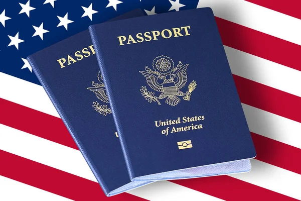 Amerikas förenta stater pass på usa eller amerikansk flagg — Stockfoto