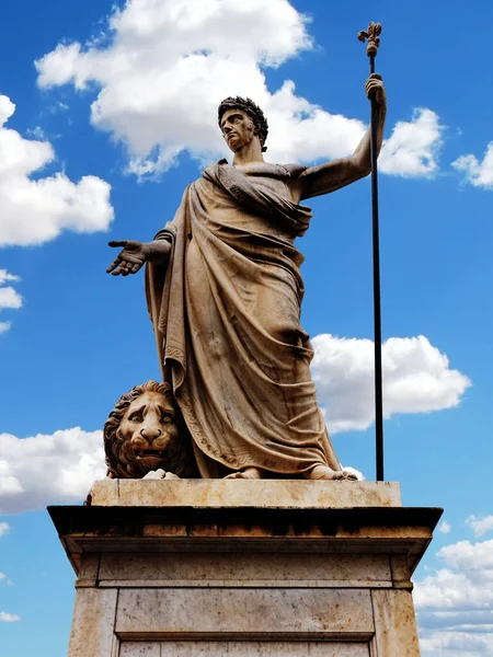 Estátua do monumento Ferdinando III Lorena em Arezzo Itália — Fotografia de Stock