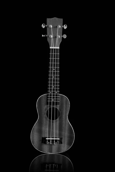 L'ukulele bianco e nero, percorso di ritaglio — Foto Stock