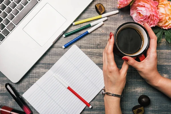 Ofis tablo Masası, düz yatıyordu