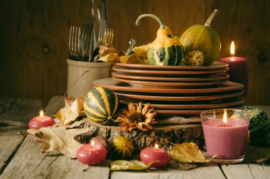 Şükran günü sofra süslemeleri ile