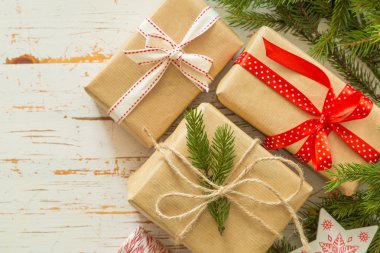 Dekoratif kutularına Noel hediyeleri