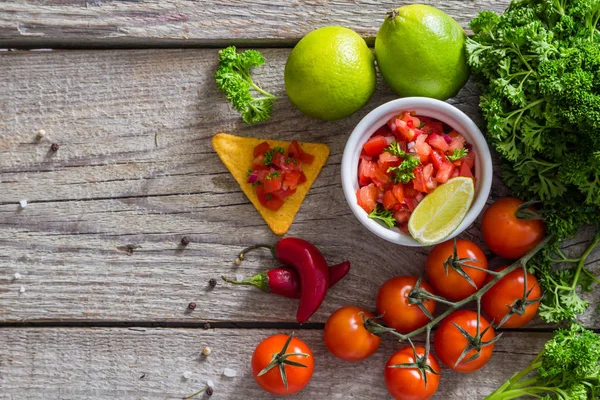 Tomatovou salsou a ingredience — Stock fotografie