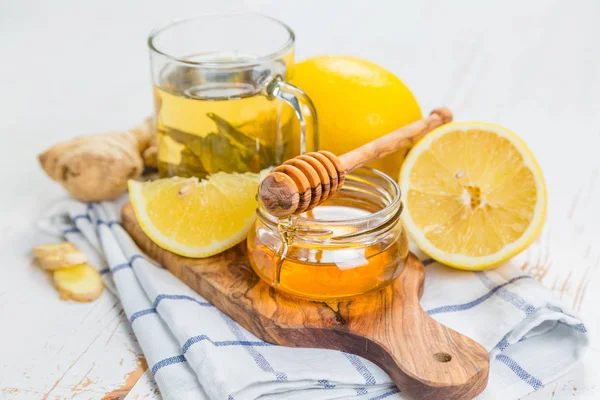 GInger dan teh lemon dengan madu — Stok Foto