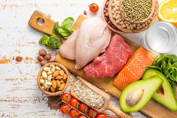 Selección de alimentos que son buenos para la salud y la piel —  Fotos de Stock