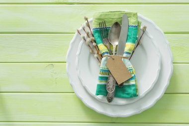 Ahşap arka plan Paskalya Tablo ayarı