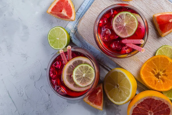 Sangria és összetevők szemüveg — Stock Fotó