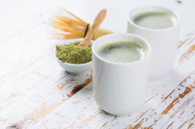 Matcha çay beyaz kase