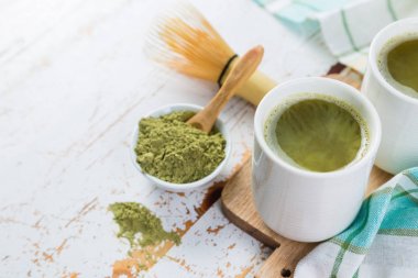 Matcha çay beyaz kase
