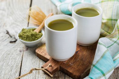 Matcha çay beyaz kase