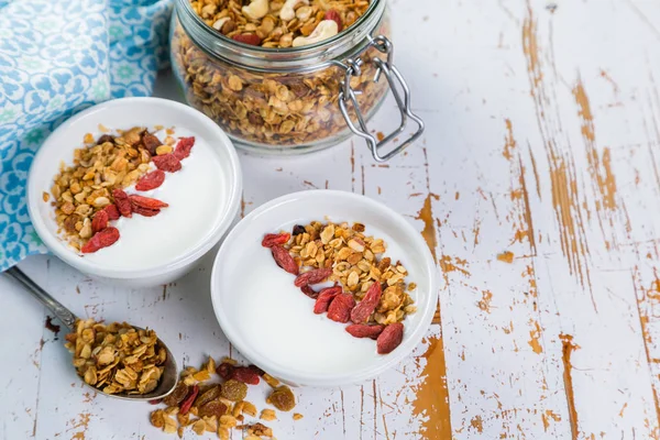 Granola i glasburk — Stockfoto