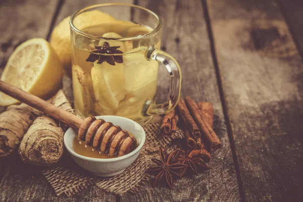 Té de jengibre con limón y miel — Foto de Stock