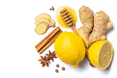 Zencefil çayı ve malzemeler