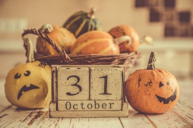 Cadılar Bayramı kavramı - kabaklar ve dekorasyon