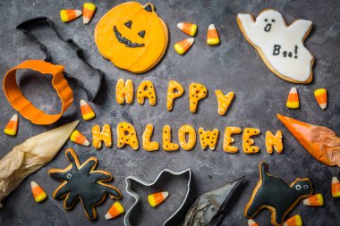 Cadılar Bayramı konseptiyle Çerezler ve şekerler