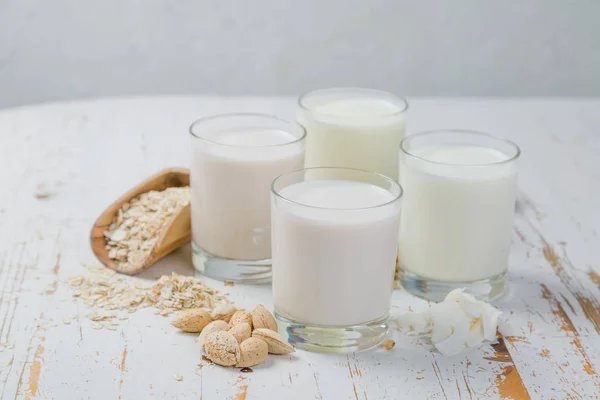 Alternativas a la leche no láctea — Foto de Stock