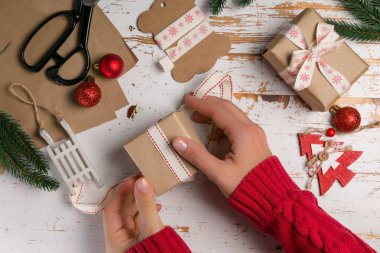 Hediye dekorasyon eller