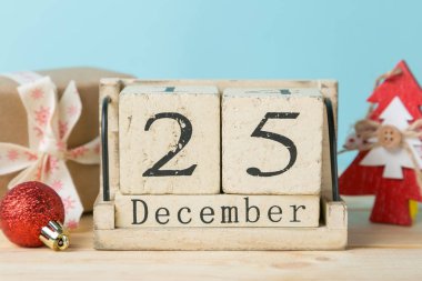 Noel süslemeleri - hediyeler ve süsleme, ble arka plan