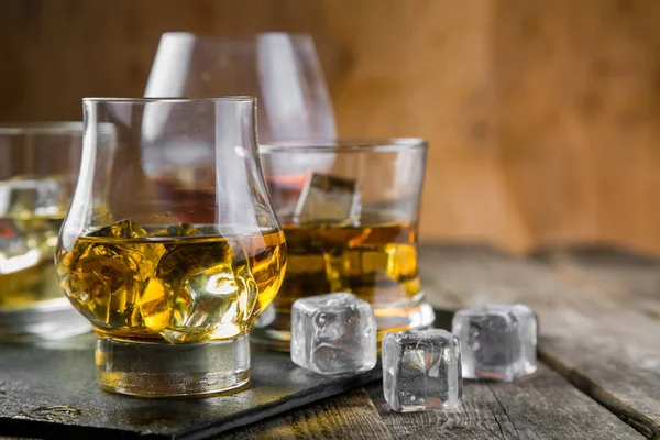 Diferentes tipos de alcohol fuerte —  Fotos de Stock