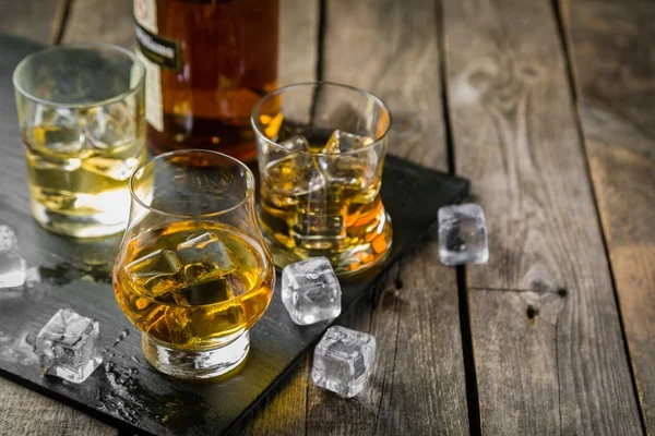 Diferentes tipos de alcohol fuerte —  Fotos de Stock