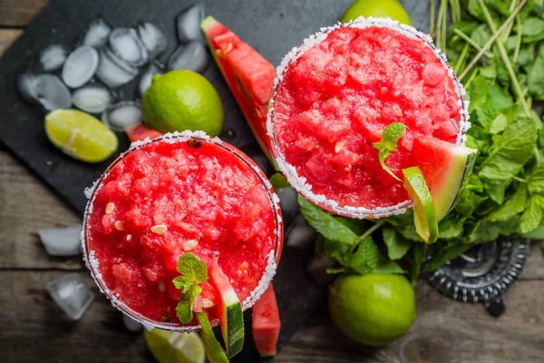 Margaritas de sandía con lima y menta —  Fotos de Stock