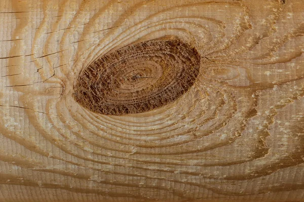 배경을 이루고 있는 소나무로 만든 통나무. — 스톡 사진