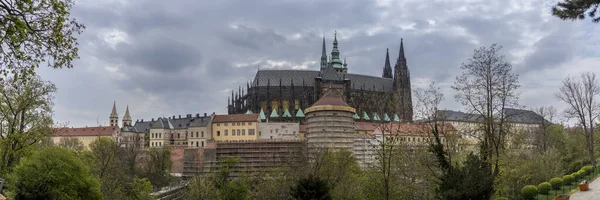 St. Vitus-Kathedrale in Prag. — Stockfoto