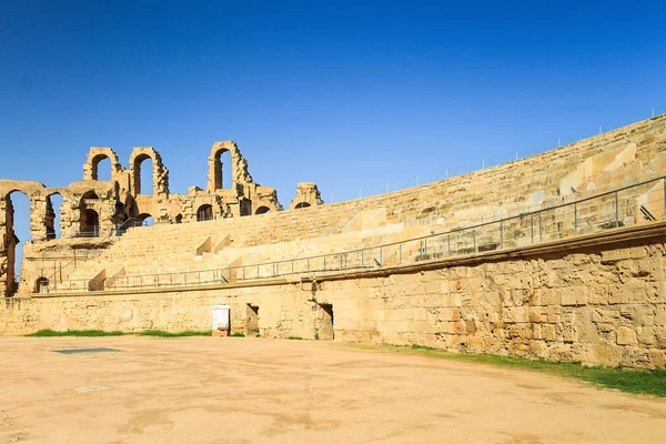 Anfiteatro El Jem en Túnez — Foto de Stock