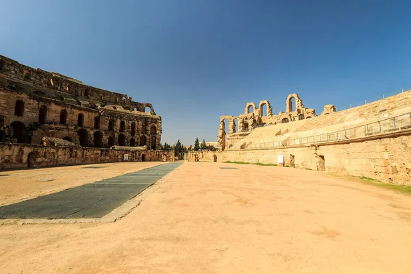 Anfiteatro El Jem en Túnez —  Fotos de Stock