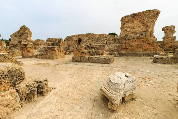 Antiguas ruinas de baños en Tunisia, Cartago — Foto de Stock