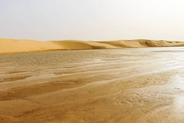 Water landscape in the dunes of the Sahara Desert — Stock Photo, Image