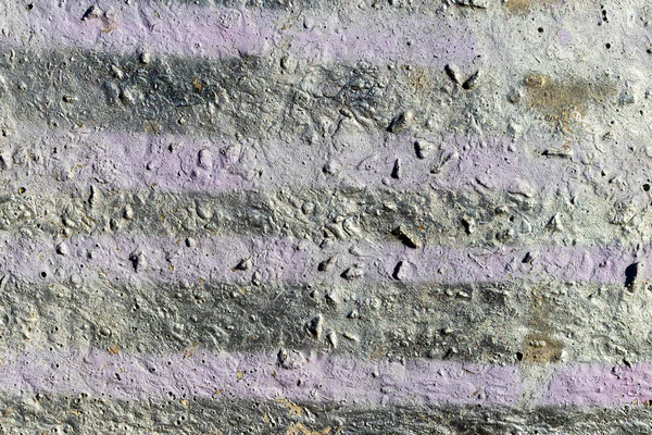 Fragment farbiger Graffiti, die auf eine Betonwand gemalt wurden. abstrakter Hintergrund für Design. — Stockfoto