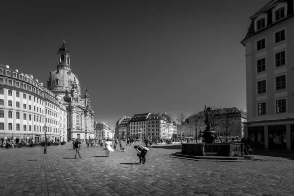 DRESDEN, GERMANIA - 24 APRILE 2019 - The Dresden Frauenkirche. Lu — Foto Stock