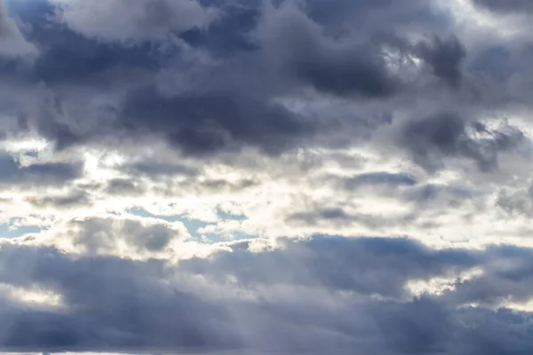 Cielo Con Nubes Cúmulos Día Soleado Fondo Abstracto Para Diseño — Foto de Stock