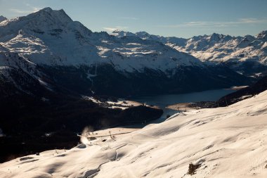 Muhteşem dağ manzarası St. Moritz, İsviçre