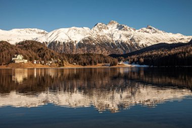 Muhteşem dağ manzarası St. Moritz, İsviçre