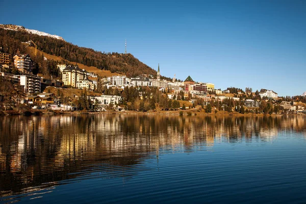 Muhteşem dağ manzarası St. Moritz, İsviçre